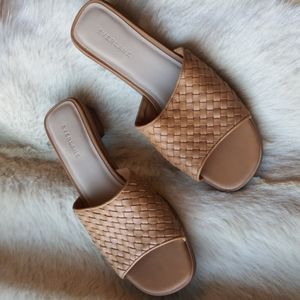 Everlane Woven Sandal